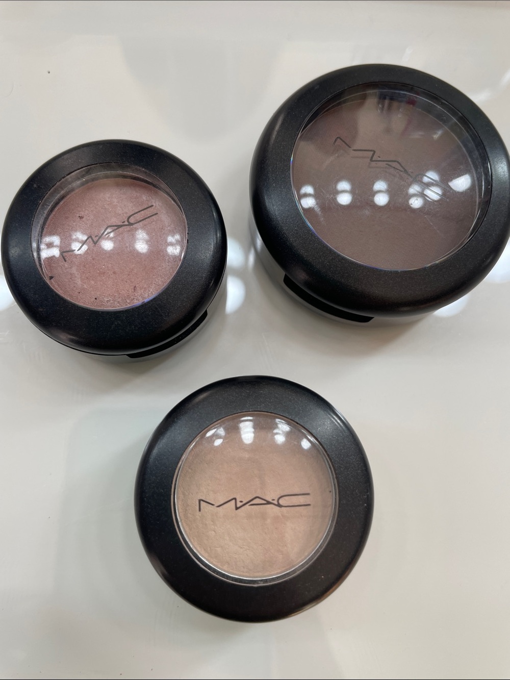 MAC Cosmetics Eyeshadow & Highlight Trio - Rose, Taupe, Champagne